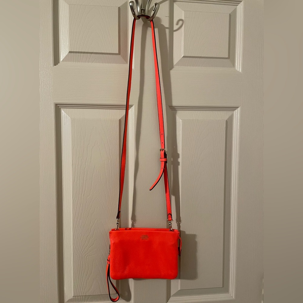 Vince Camuto Crossbody purse